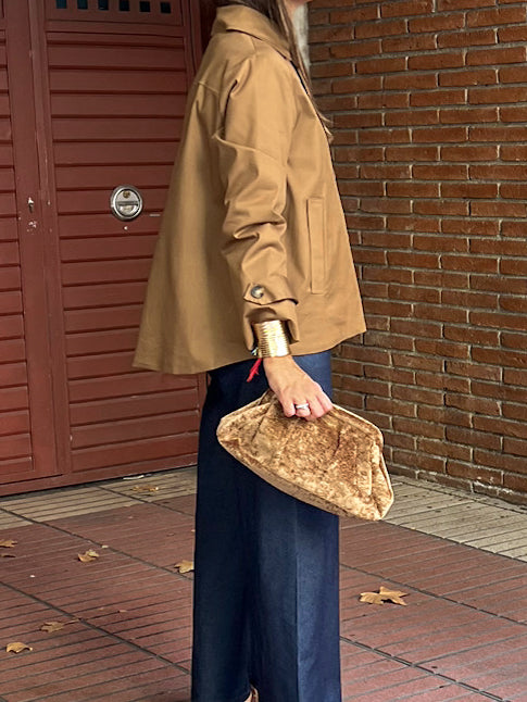 Trench corto