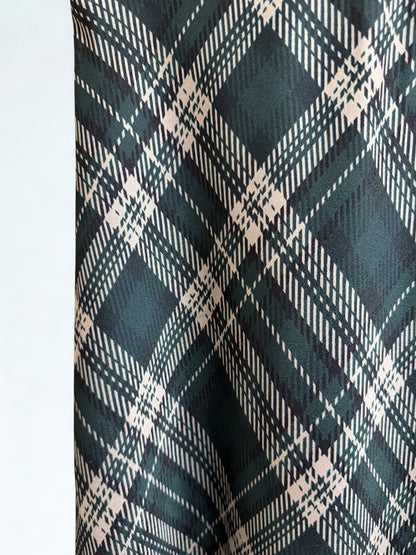 Falda satén tartán